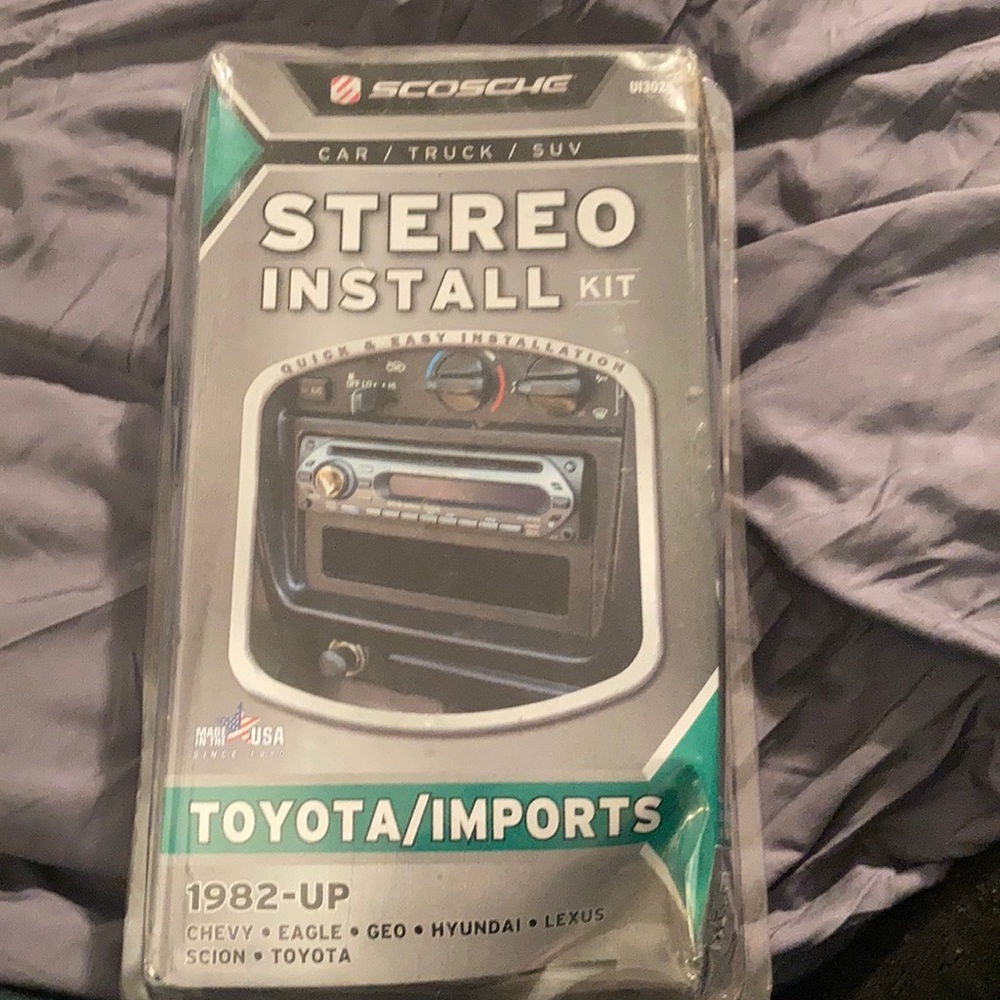 Stereo install kit Toyota/imports. Made in  USA